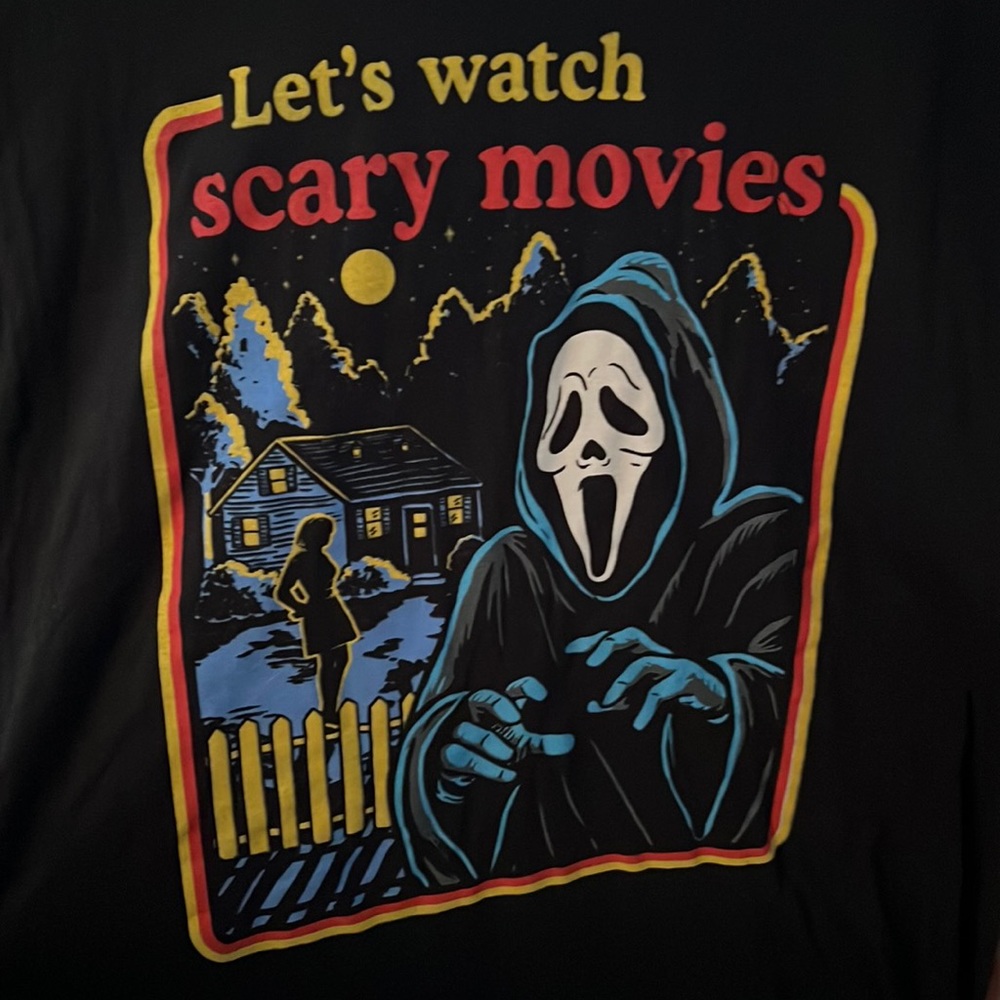 NWOT Ghostface Let’s Watch Scary Movies Black Graphic T-shirt Size S Unisex